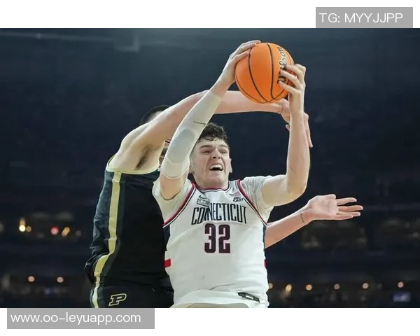 半场战报杨瀚森未登场开拓者落后骑士9分克林根状态低迷遭阿伦压制 半场战报杨瀚森未登场开拓者落后骑士9分克林根状态低迷遭阿伦压制